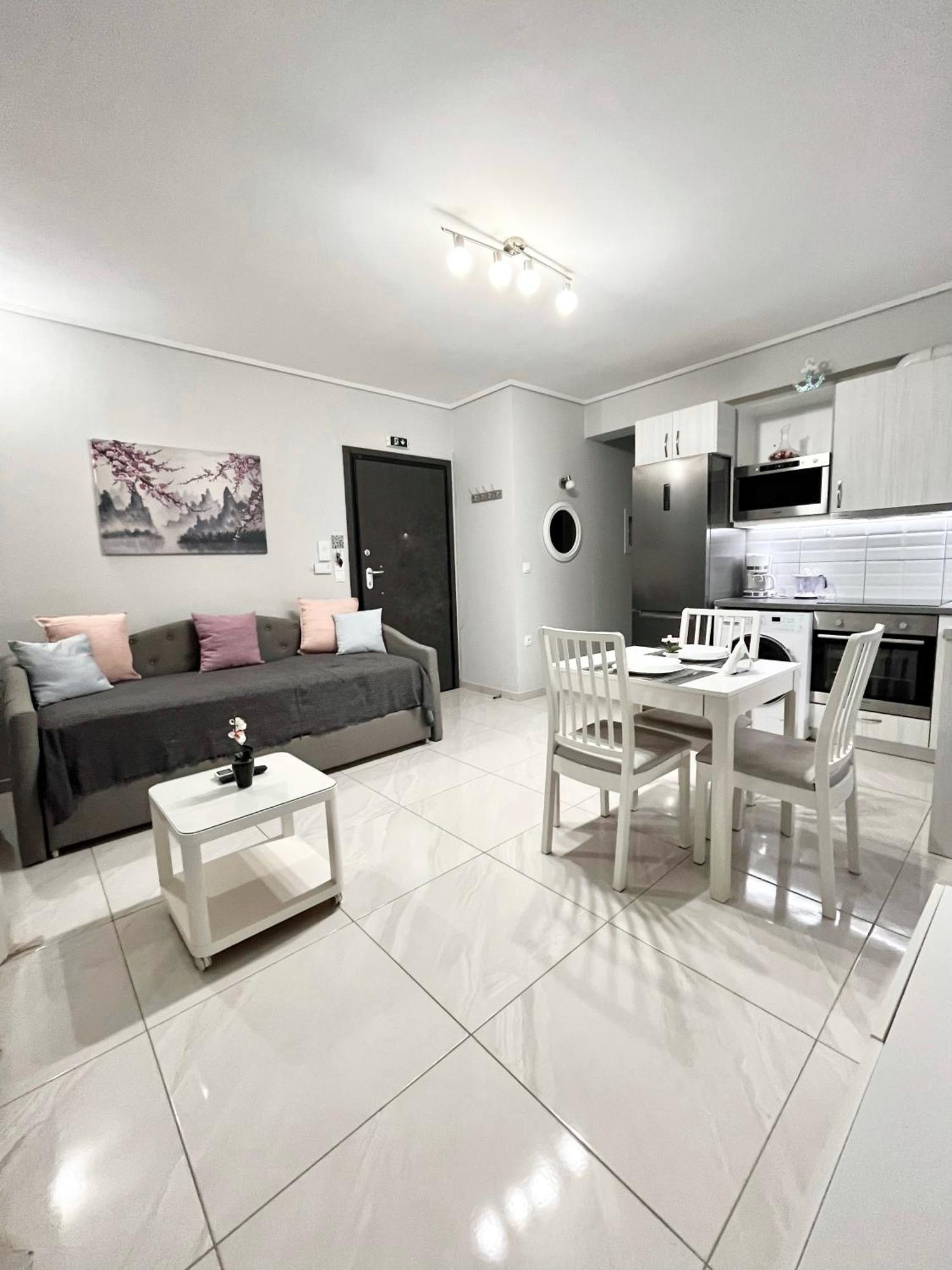Blueline Apartment 3 Лоутраки Экстерьер фото